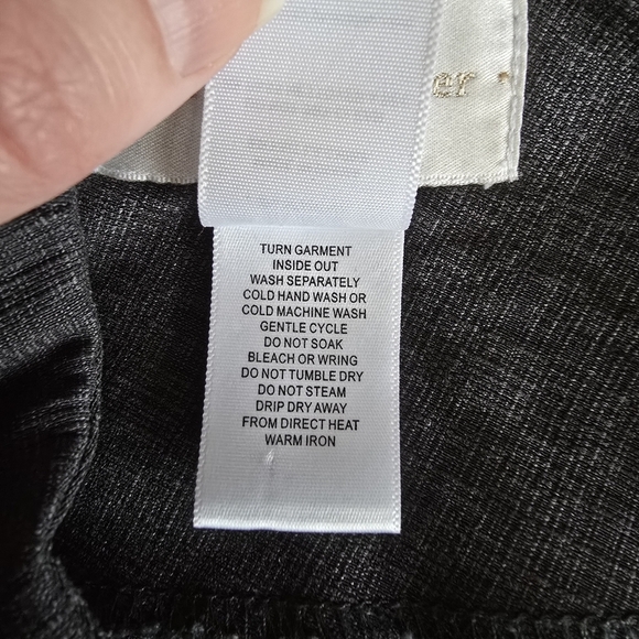 Corey Lynn Calter cropped pants size 6 - Picture 14 of 14